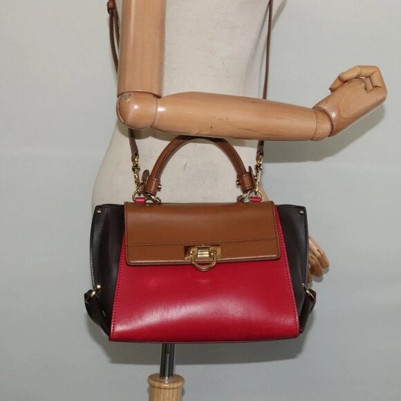 Salvatore Ferragamo Gancini Hand Bag Leather 2way Red Gold Auth 131642 - Picture 3 of 16